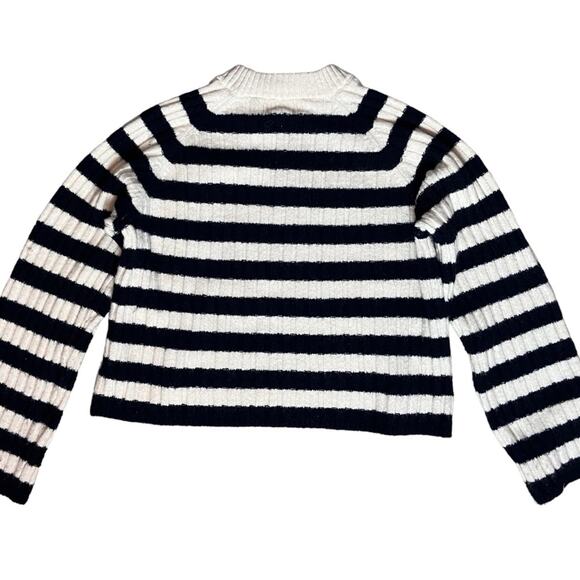 H&M Black and White Striped Crew Neck Sweater - Picture 4 of 9